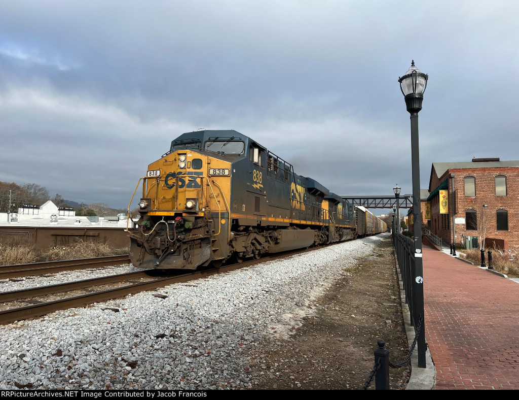 CSX 838